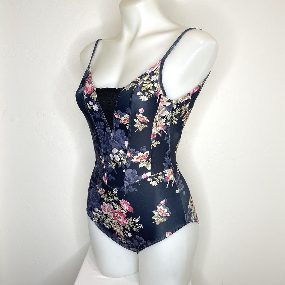 Danse De Paris Leotard Womens Small Black Lace Floral AS Dance